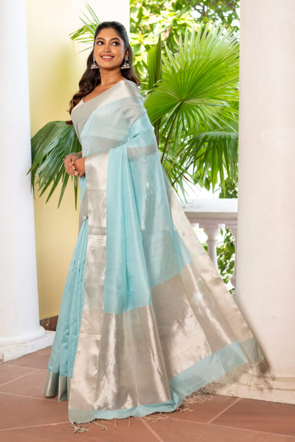 Akashleena (আকাশলীনা) - Pure Cotton Saree with Silk Border in Twill Weave 3 SAV06993 scaled