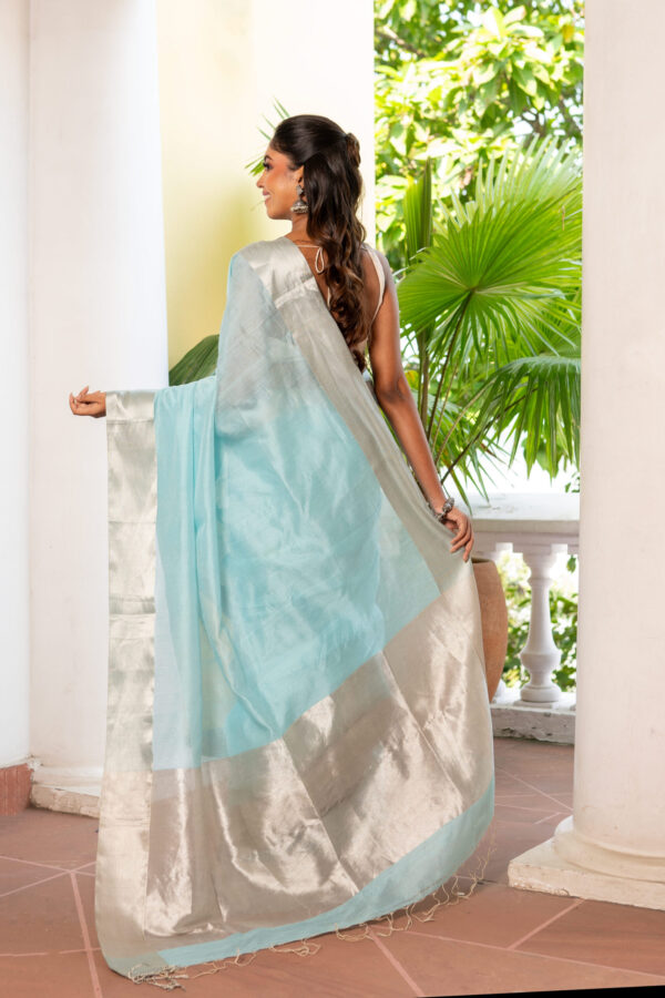 Akashleena (আকাশলীনা) - Pure Cotton Saree with Silk Border in Twill Weave 2 SAV06996 scaled