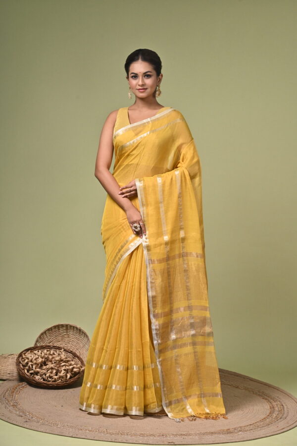 Hiranmayi (হিরণ্ময়ী) - Pure Tissue Silk Saree with Metallic Zari 2 LPS 4397 scaled